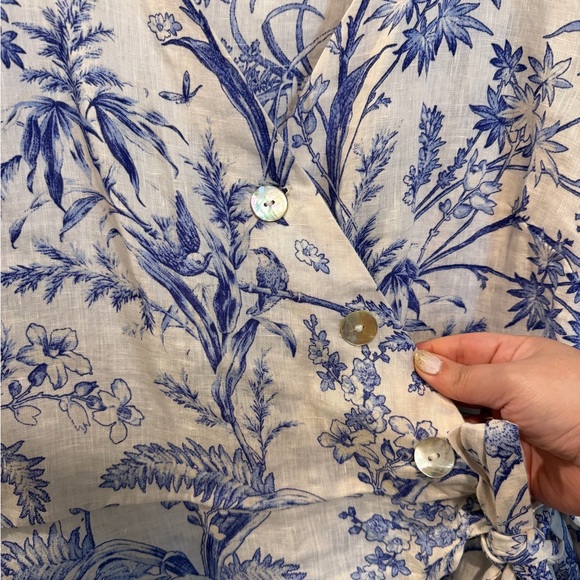NWOT Floral Blue and White Wrap Top - Picture 2 of 3